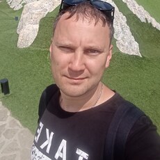 Вася, 36, Алушта