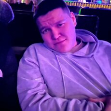 Иосиф, 19, Октябрьский