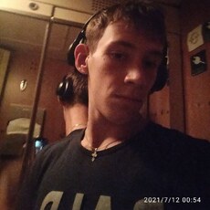 Лёша, 22, Селидово