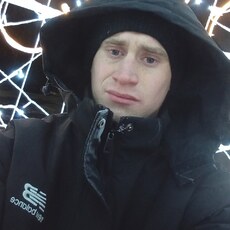 Илья, 21, Бийск