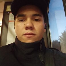 Илья, 21, Кемерово