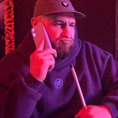 Павел, 27, Иловайск