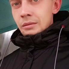 Рома, 30, Мурино