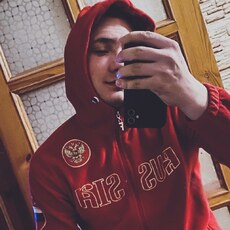 Иосиф, 21, Юрюзань