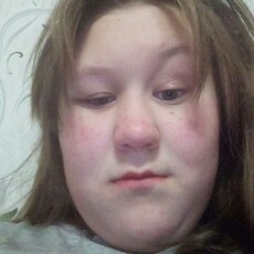 Ульяна, 25, Новосиль