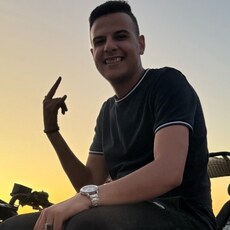 Трофим, 26, Верхняя Тура