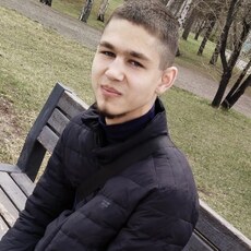 Денис, 21, Задонск