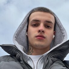 Слава, 22, Мурино