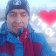 Владлен, 56, Зуевка