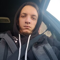 Веня, 27, Буинск