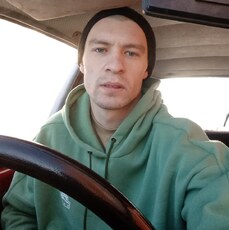 Лёша, 25, Радужный (Ханты-Мансийский АО)
