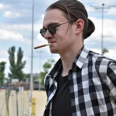 Давидик, 23, Урай
