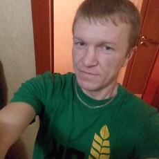 Артём, 39, Чудово