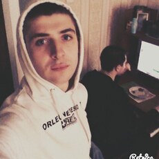 Леонид, 32, Сарапул
