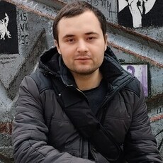 Афанасий, 26, Калининск