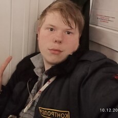 Георгий, 21, Белозёрское