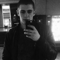 Альберт, 26, Слободской