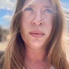 Юлия, 33, Холм