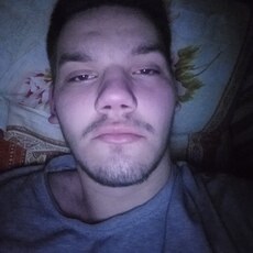 Нестор, 20, Саянск