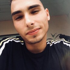 Вениамин, 26, Бабаево