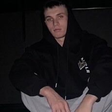 Матвей, 22, Воткинск