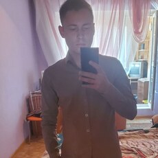 Анатолий, 26, Геническ