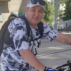 Серёга, 35, Александровск (ЛНР)