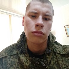 Марк, 21, Гороховец