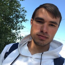 Василий, 27, Серов