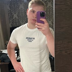 Валентин, 24, Верещагино