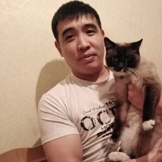 Яша, 36, Лагань