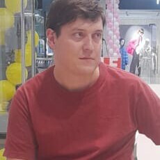 Игорь, 20, Алапаевск
