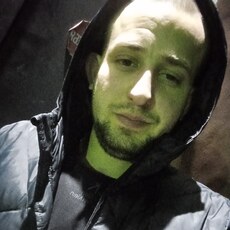Кир, 27, Сватово