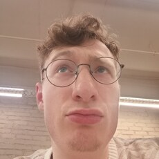 Федя, 24, Новогродовка