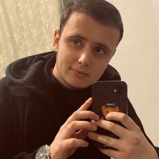 Толя, 19, Кириши