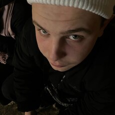 Эдуард, 21, Петрозаводск