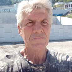 Валентин, 61, Угледар