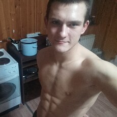 Родион, 19, Молочанск