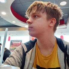 Арсений, 20, Вяземский