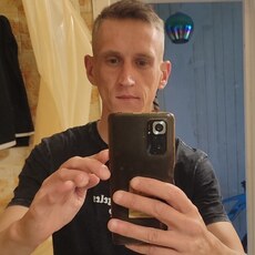 Лев, 33, Полевской
