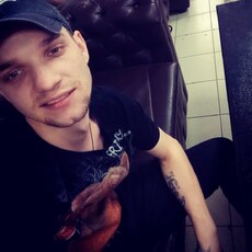 Тим, 25, Брянск