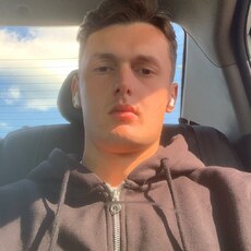 Тёма, 25, Энгельс
