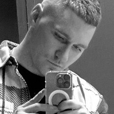 Матвей, 26, Козловка