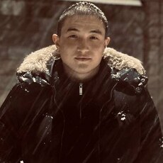 Юра, 28, Купино