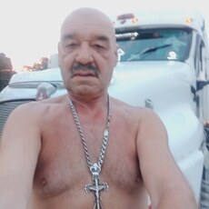 Василий, 62, Короча