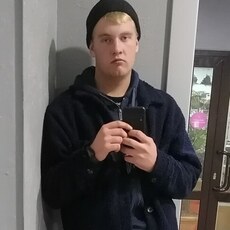 Игнат, 25, Шахтёрск