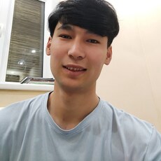 Павел, 25, Окуловка