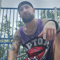 Альбик, 32, Сватово