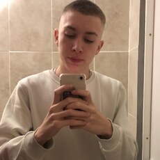 Максим, 20, Вельск