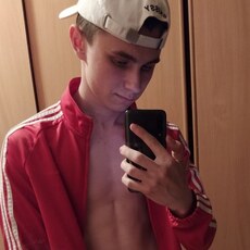 Федя, 23, Серов